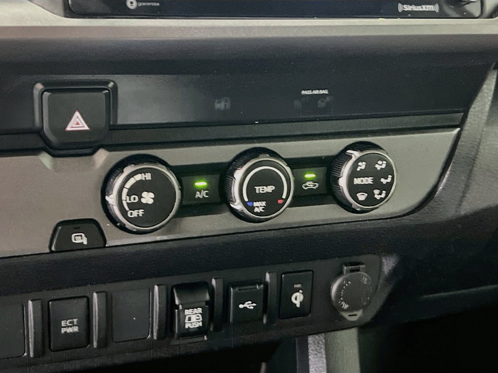 Used 2020 Toyota Tacoma TRD Sport RWD image 22