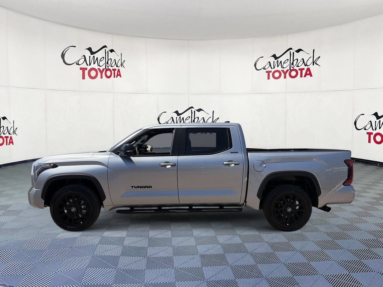 New 2026 Toyota Tundra Limited AWD/4WD image 4