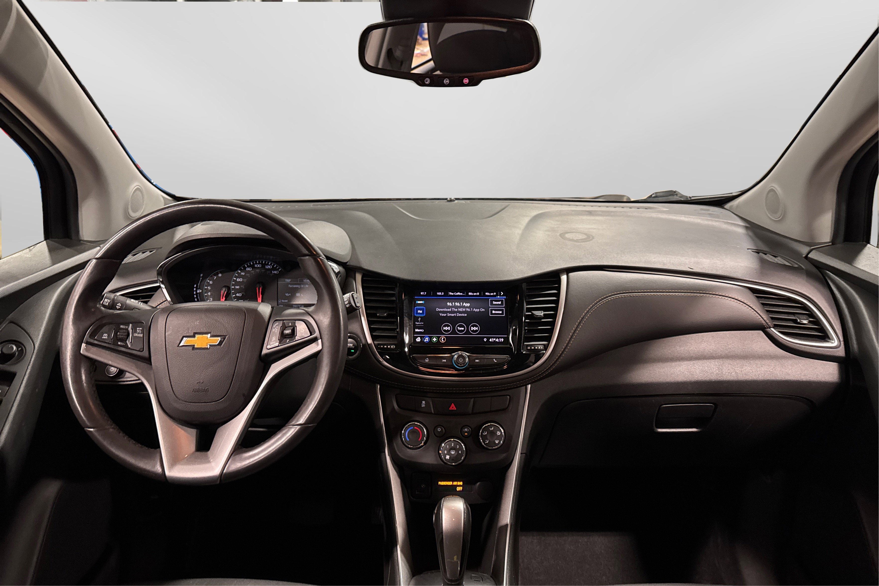Used 2020 Chevrolet Trax LT w/ Driver Confidence Package image 22