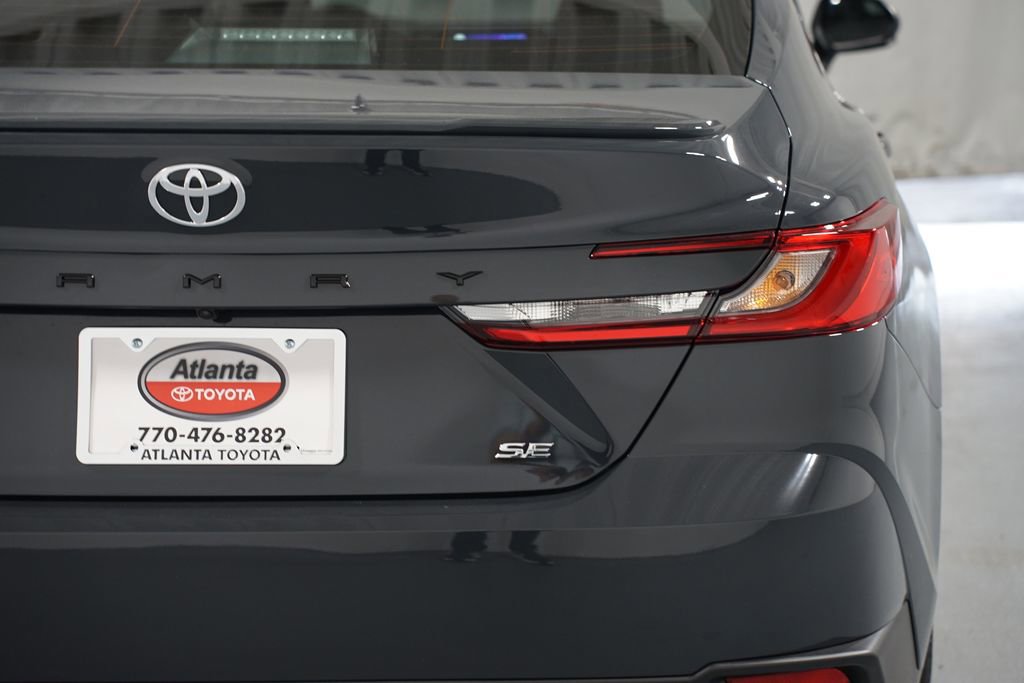 New 2026 Toyota Camry SE image 10
