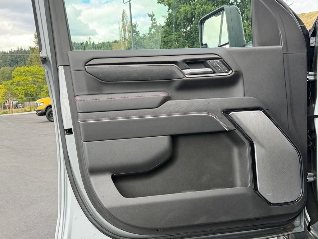 Used 2025 GMC Sierra 2500 AT4X AWD/4WD image 20