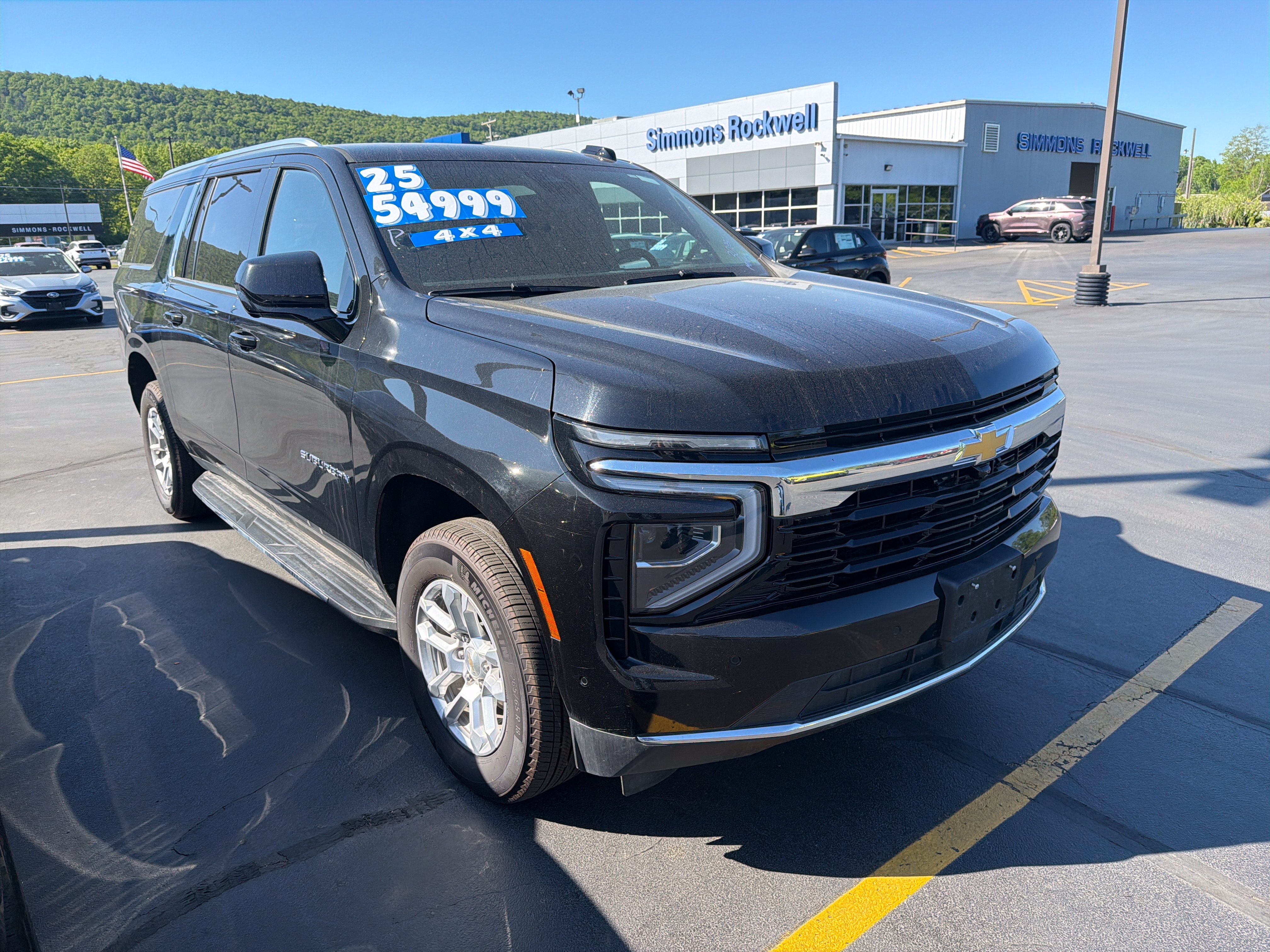 Used 2025 Chevrolet Suburban LS AWD/4WD image 3