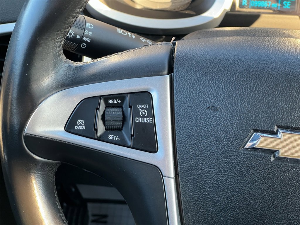 Used 2017 Chevrolet Equinox LT w/ Convenience Package image 28