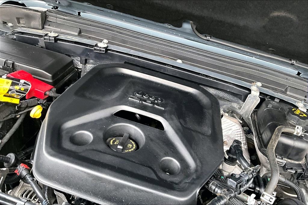 Used 2025 Jeep Wrangler Unlimited Rubicon image 34