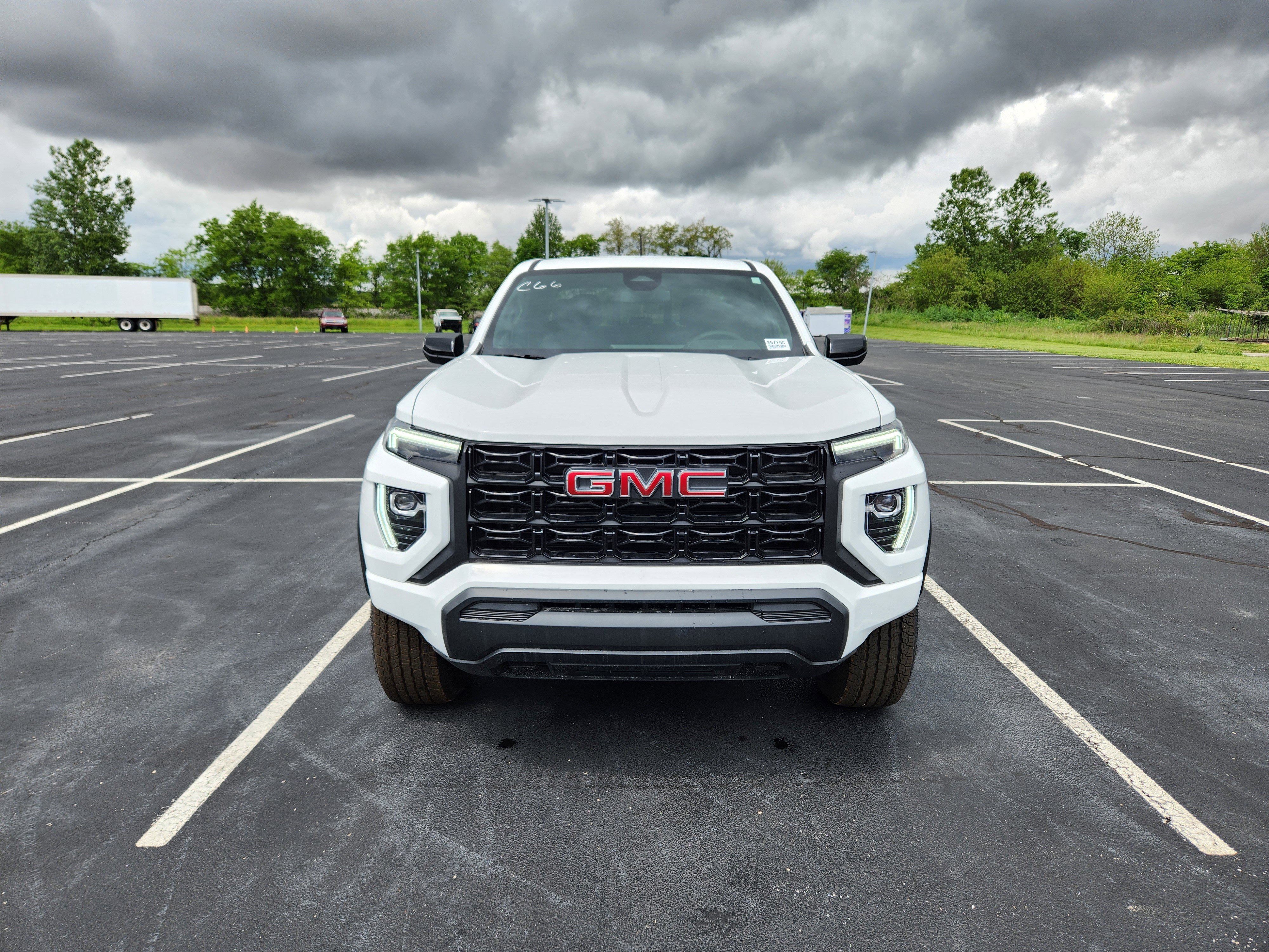 New 2025 GMC Canyon Elevation image 2