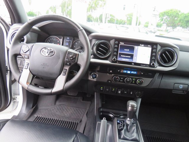 Certified 2020 Toyota Tacoma TRD Sport image 24