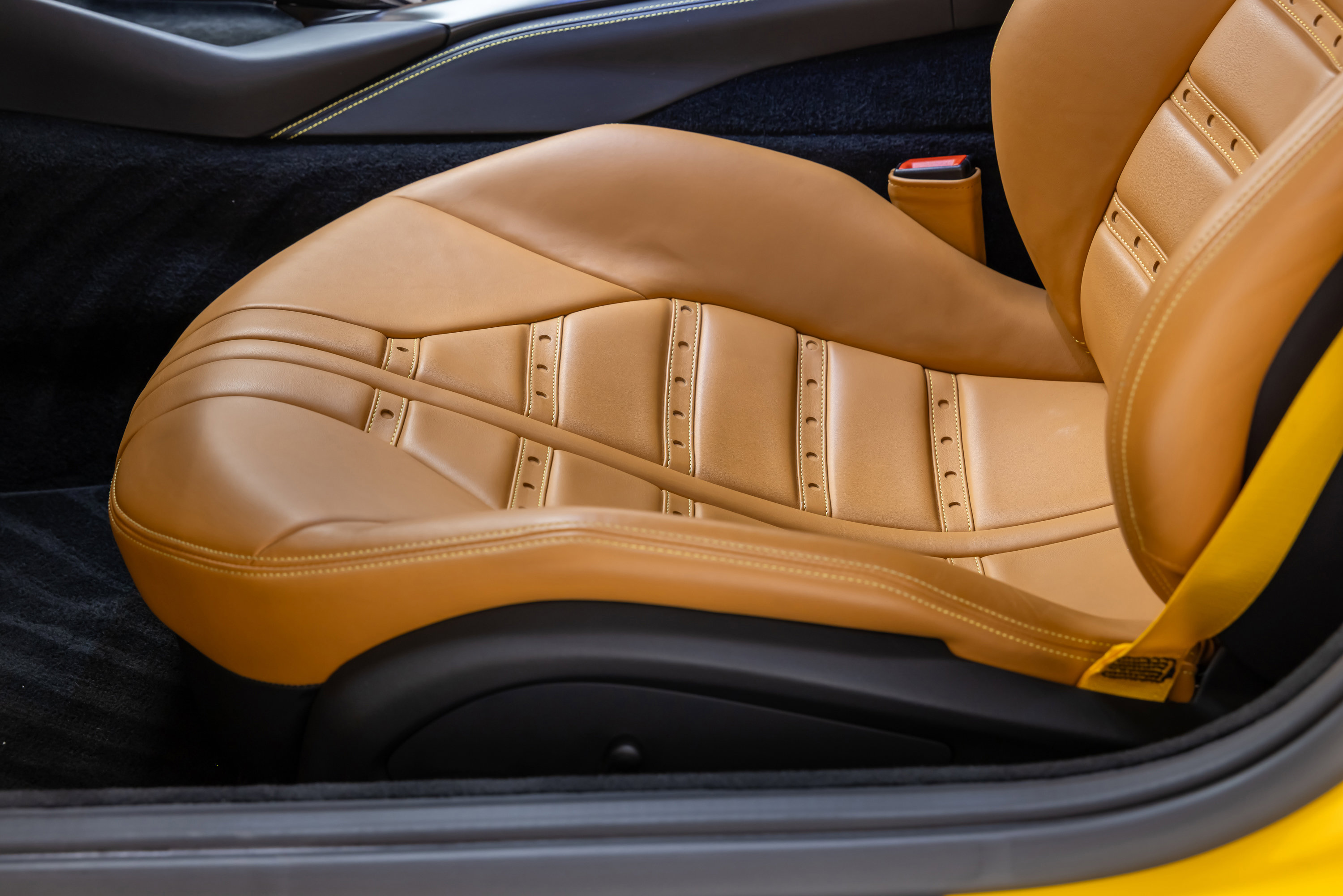 Used 2019 Ferrari 812 Superfast image 72