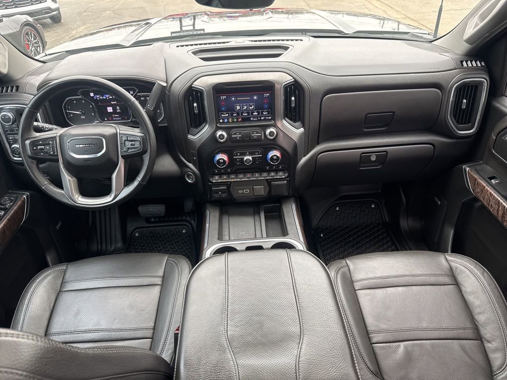 Used 2023 GMC Sierra 3500 Denali w/ Denali Black Diamond Edition AWD/4WD image 26