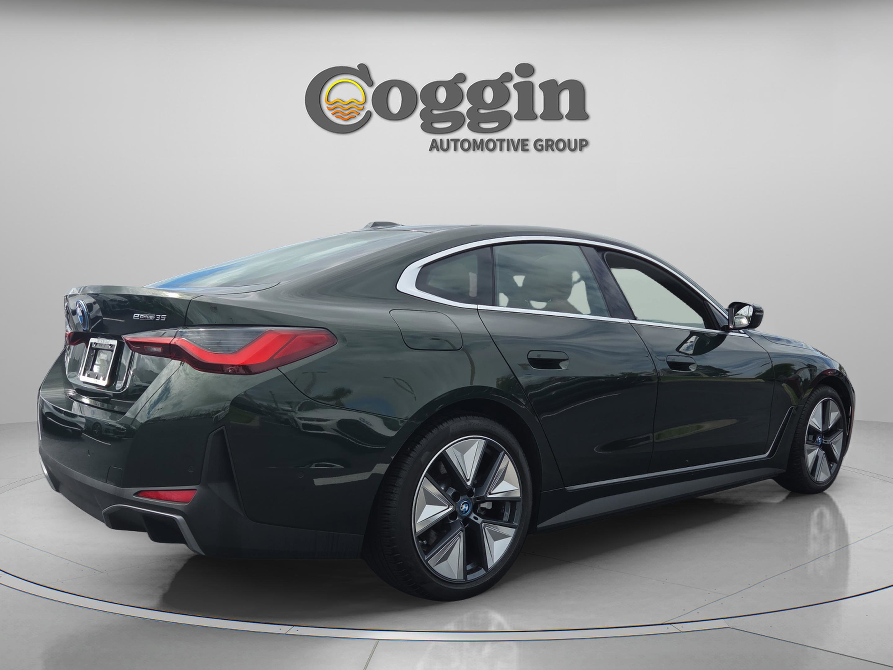 Used 2023 BMW i4 eDrive35 w/ Premium Package image 5