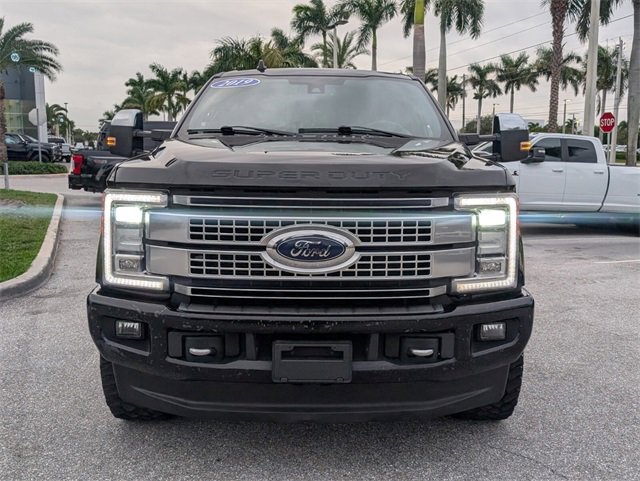Used 2019 Ford F250 Platinum image 2