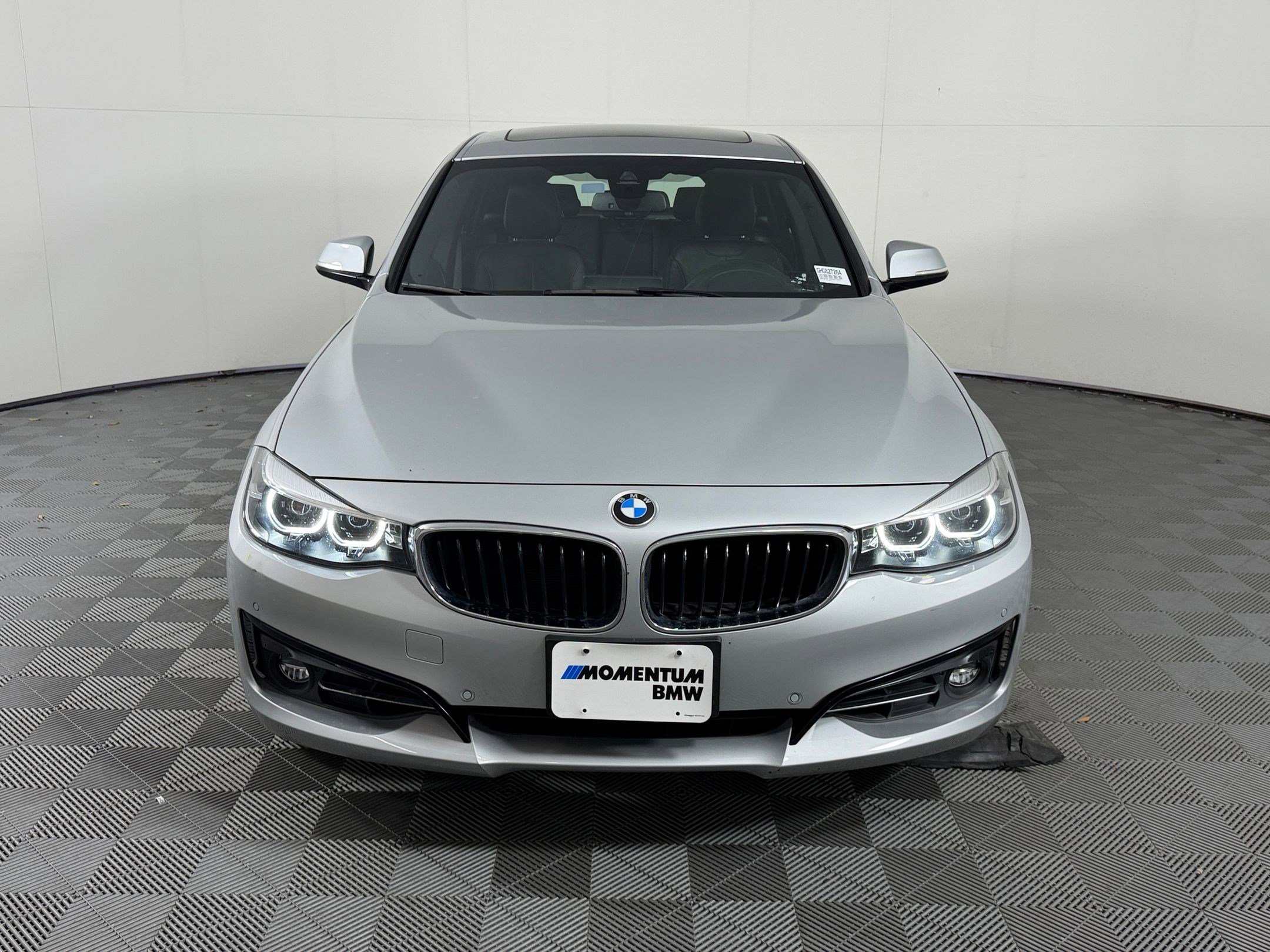 Used 2017 BMW 330i Gran Turismo xDrive AWD/4WD image 6