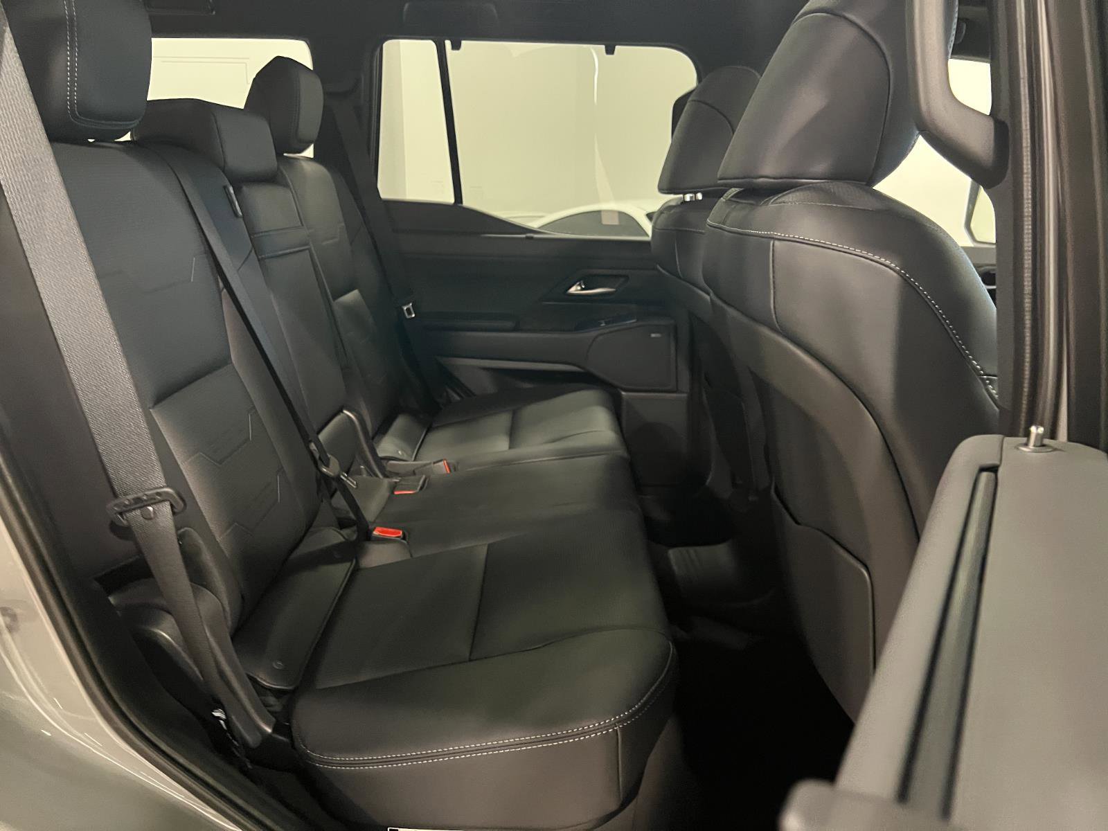 Used 2026 Lexus GX 550 w/ Cold Area Package AWD/4WD image 38