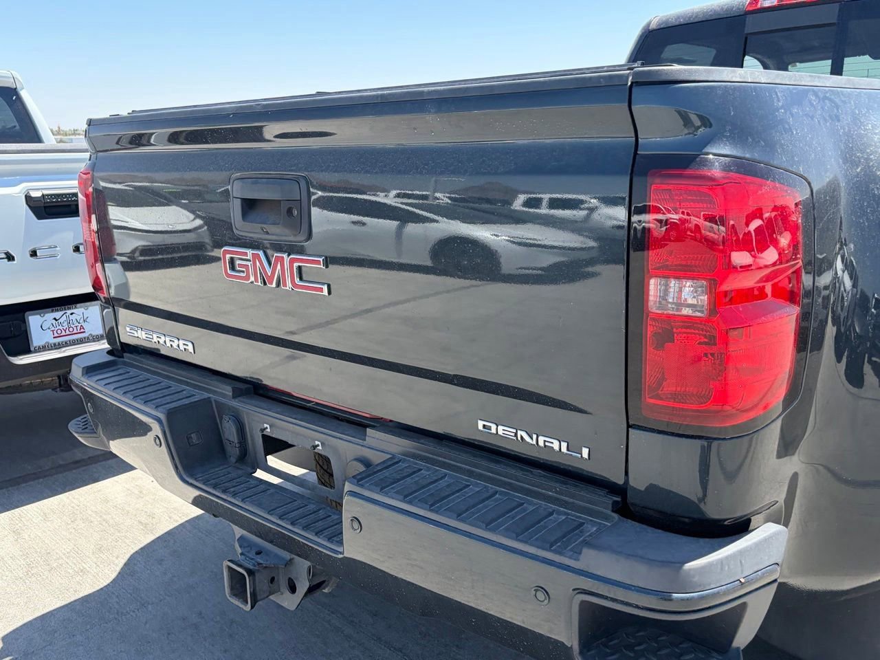 Used 2019 GMC Sierra 3500 Denali w/ Duramax Plus Package AWD/4WD image 4