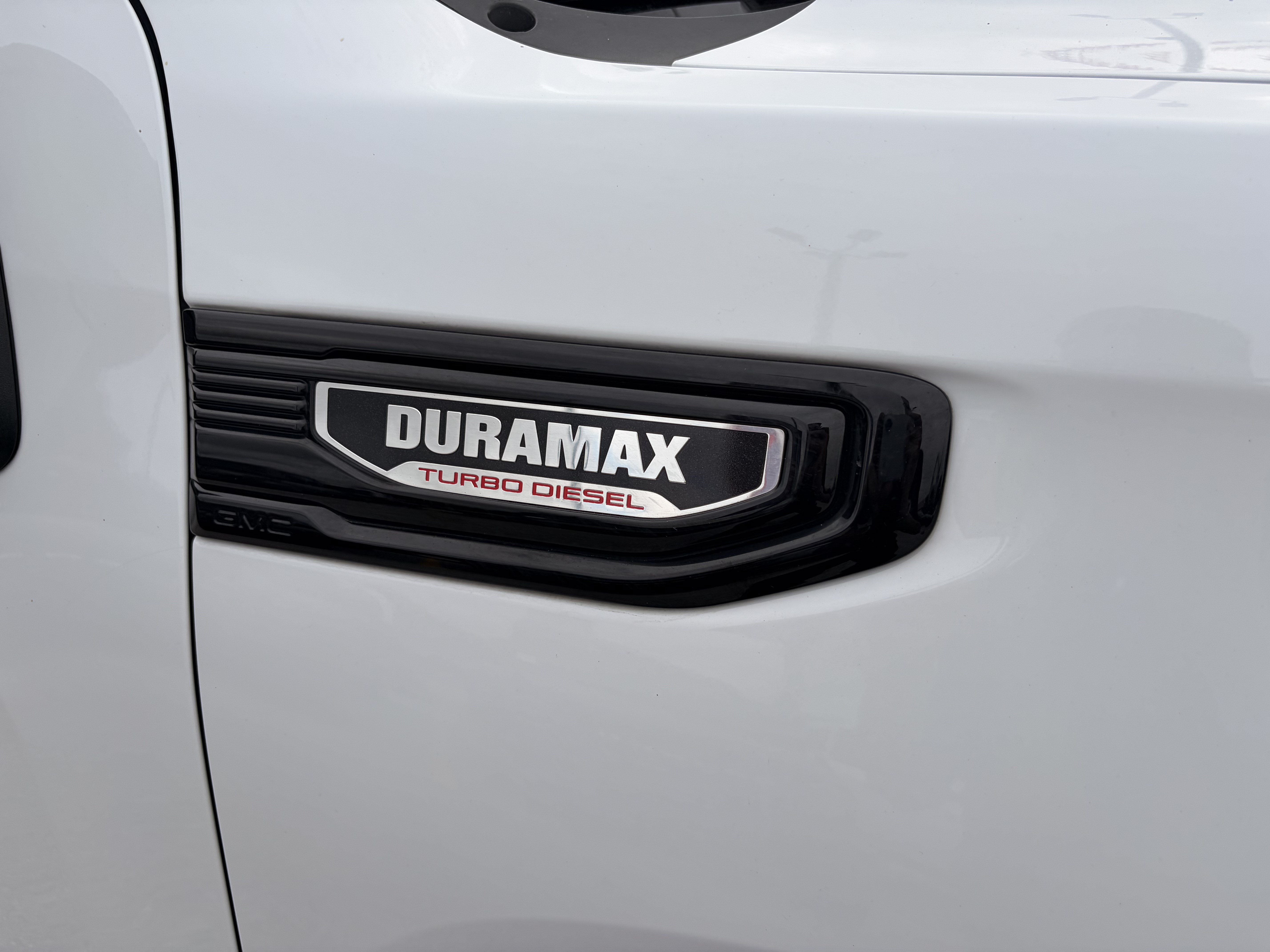 Used 2024 GMC Sierra 1500 Elevation AWD/4WD image 3