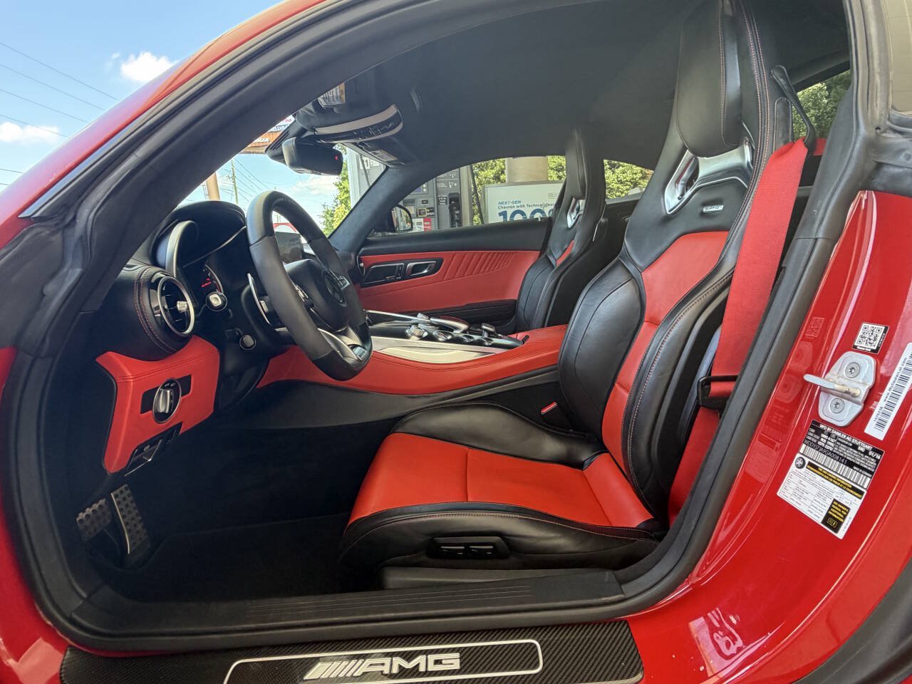 Used 2016 Mercedes-Benz AMG GT S image 4