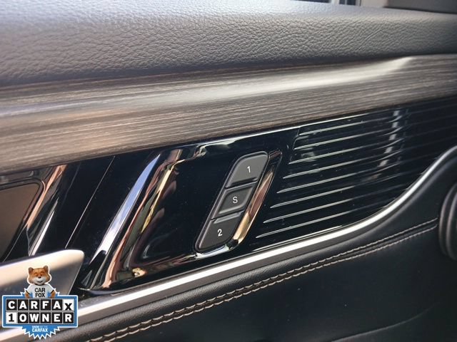 Certified 2024 Jeep Wagoneer Series II AWD/4WD image 46