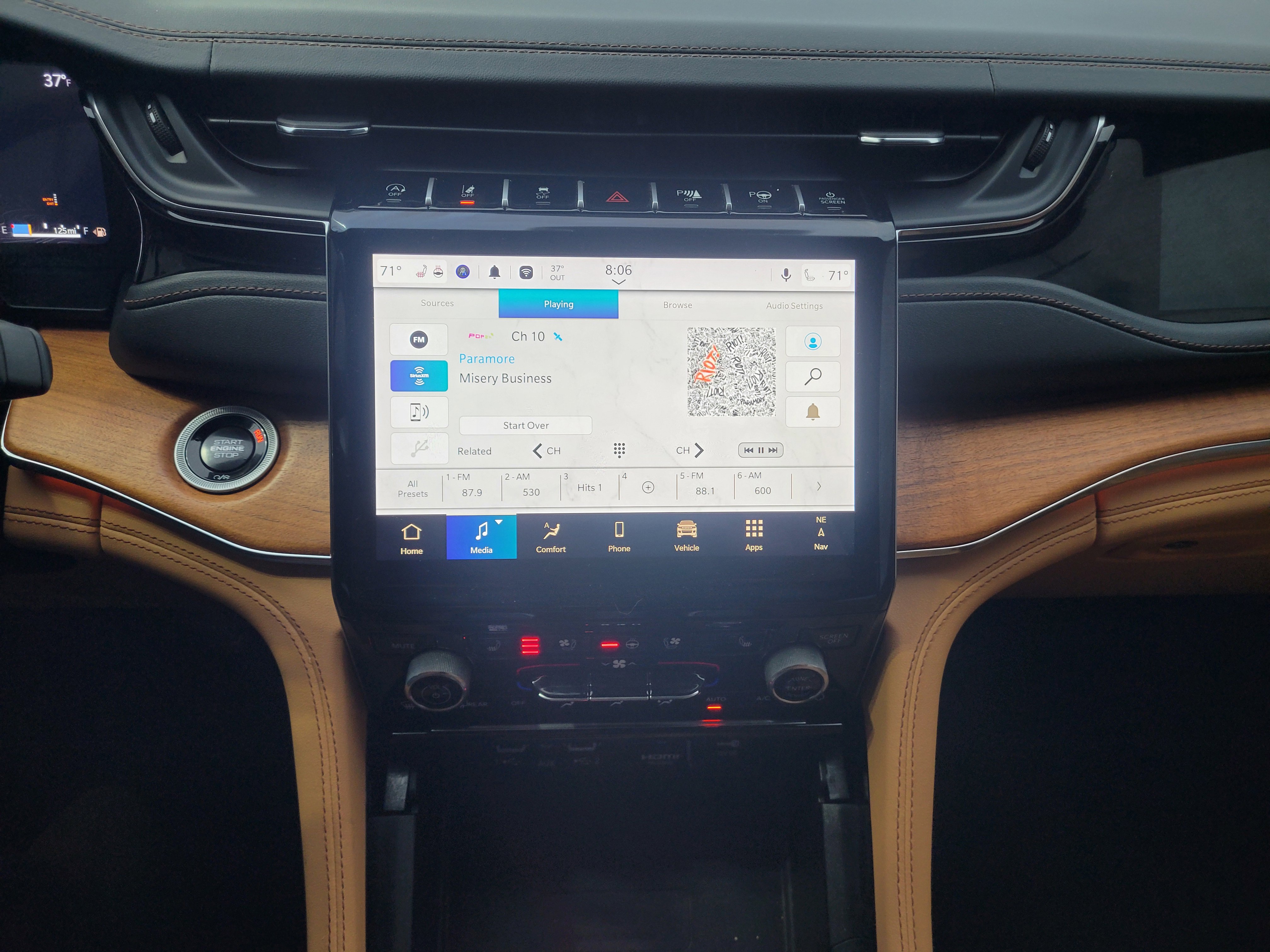 Used 2024 Jeep Grand Cherokee L Summit image 8