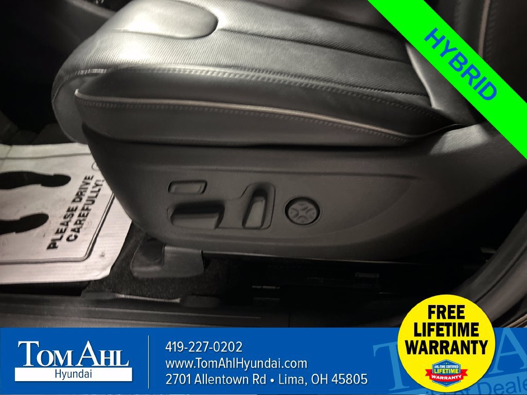 Used 2023 Hyundai Santa Fe Limited AWD/4WD image 11