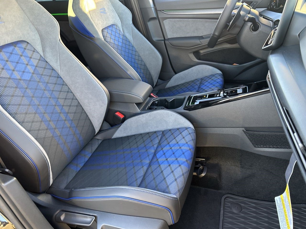 New 2026 Volkswagen Golf w/ Euro Style Package AWD/4WD image 7