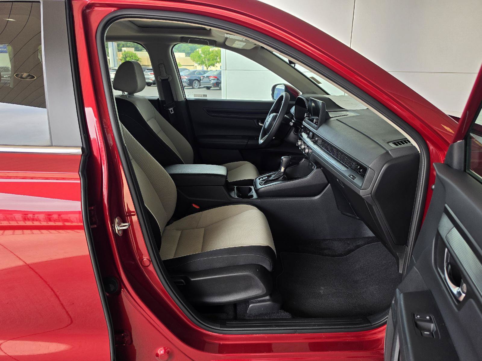 Used 2024 Honda CR-V EX image 12