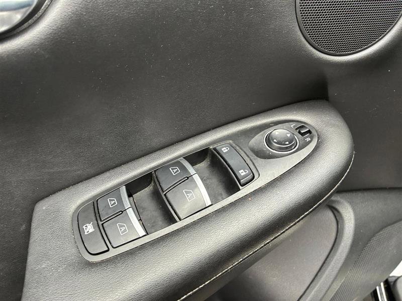 Used 2021 INFINITI QX50 Luxe AWD/4WD image 16