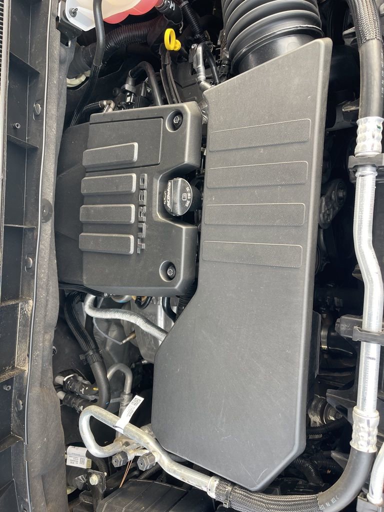 Used 2024 Chevrolet Silverado 1500 Custom w/ Dark Appearance Package image 32