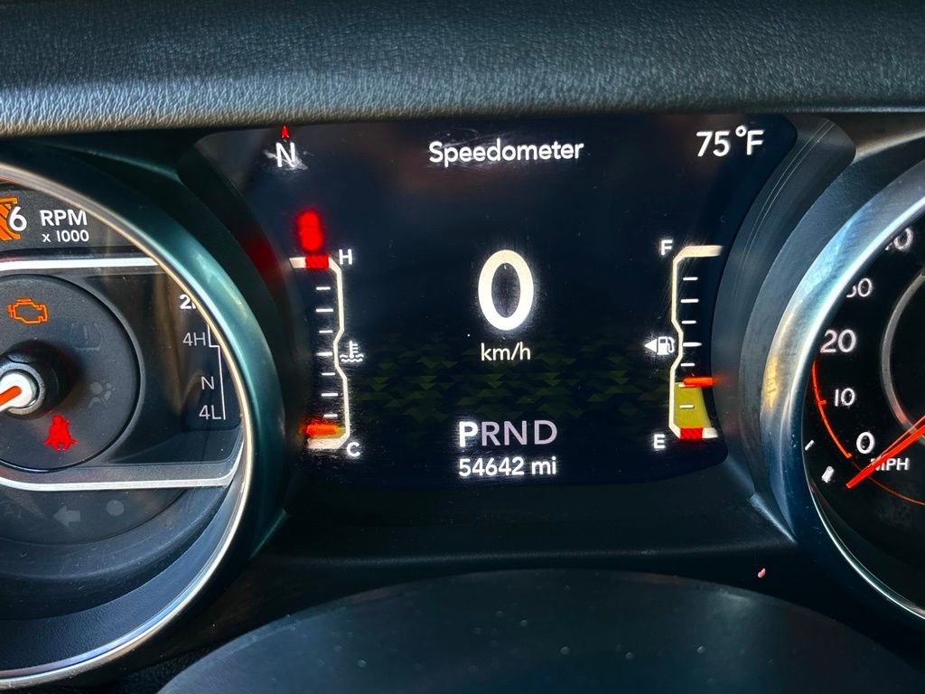 Used 2022 Jeep Wrangler Unlimited Sahara w/ Cold Weather Group image 17