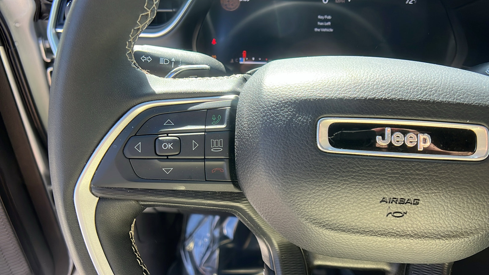 Certified 2024 Jeep Grand Cherokee L Laredo image 29