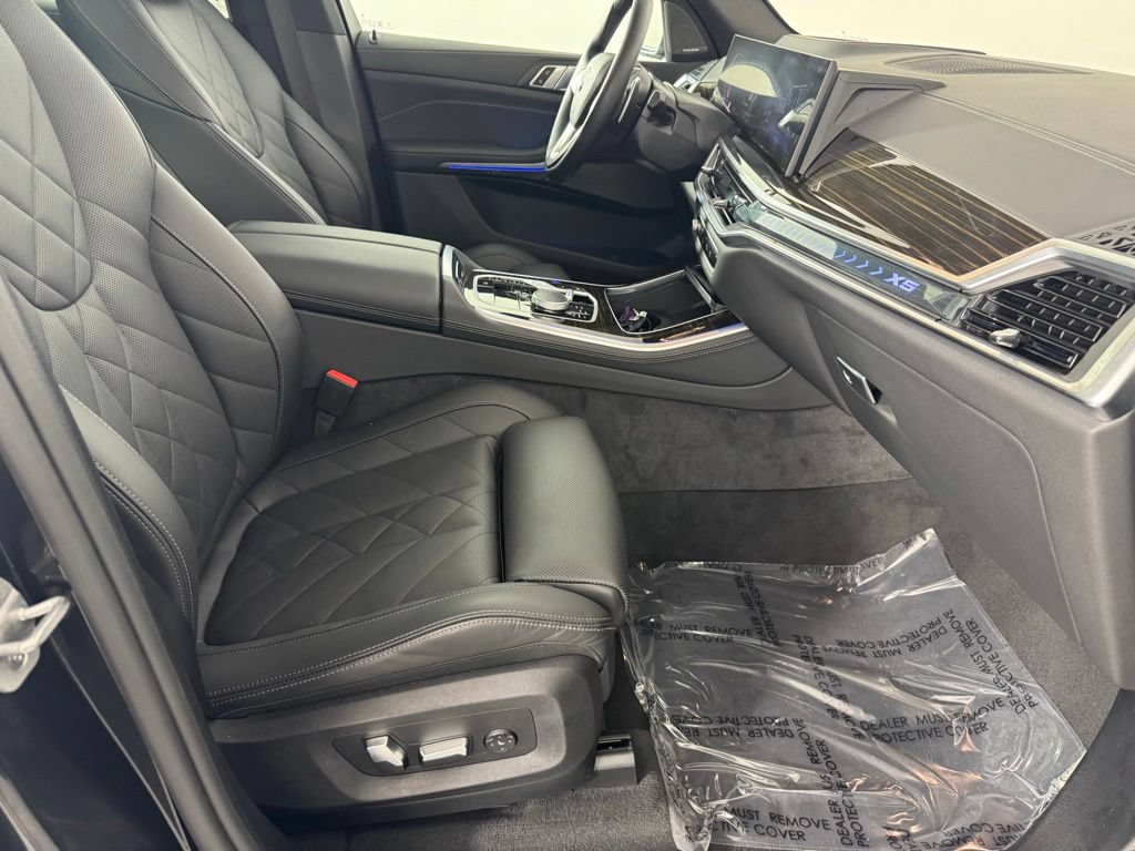 Used 2026 BMW X5 xDrive40i AWD/4WD image 32