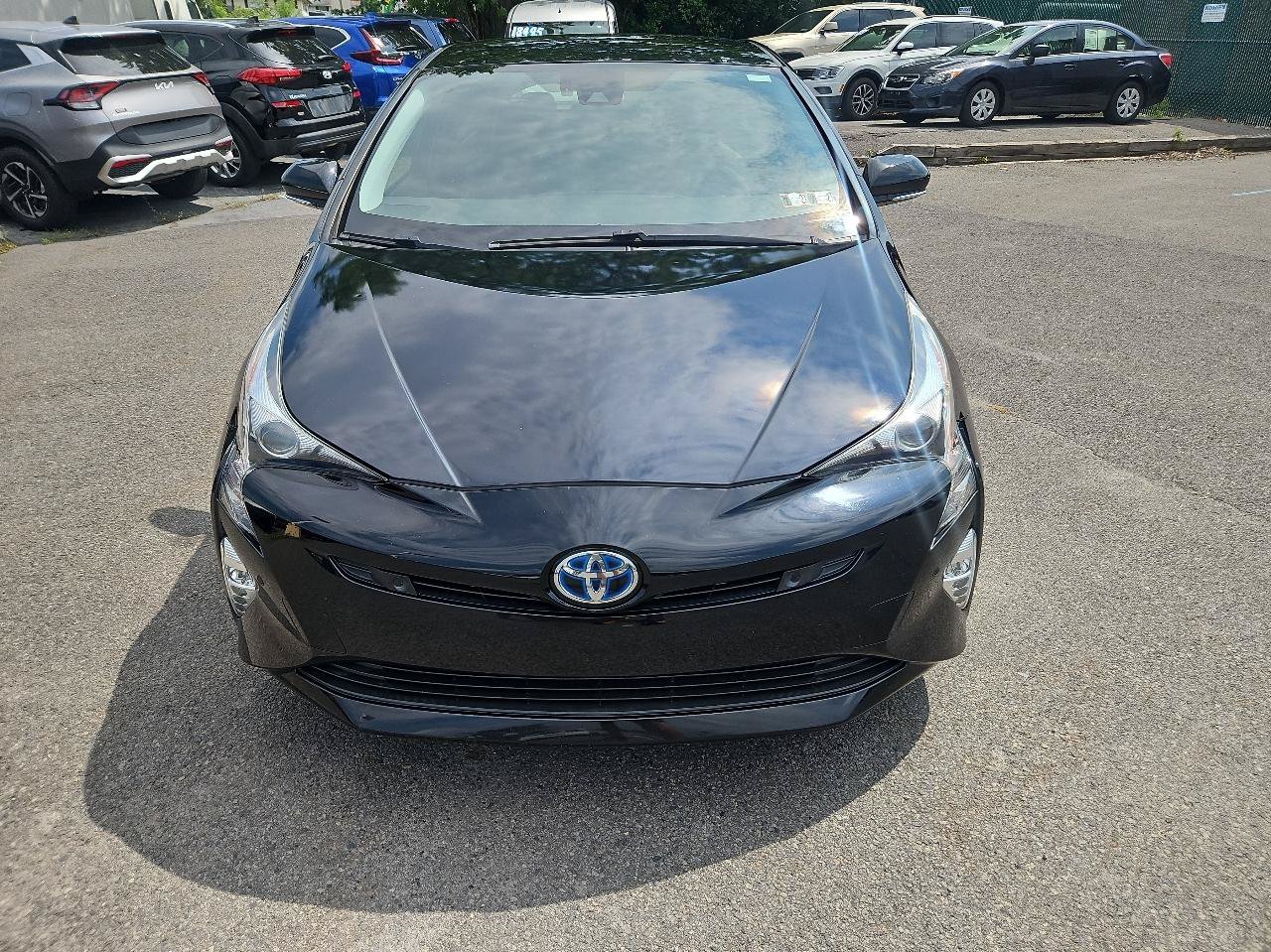 Used 2017 Toyota Prius Three Touring FWD image 8