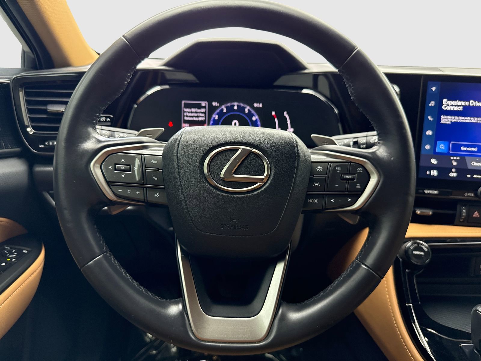 Used 2023 Lexus NX 250 FWD w/ Towing Package (2000 Lbs) image 19