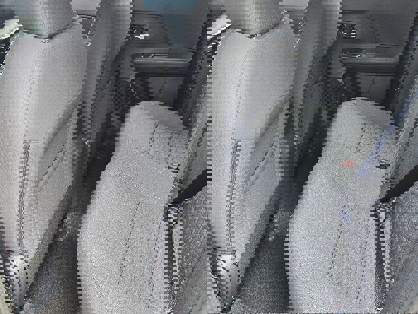 New 2025 Nissan Kicks SV w/ SV Premium Package image 17