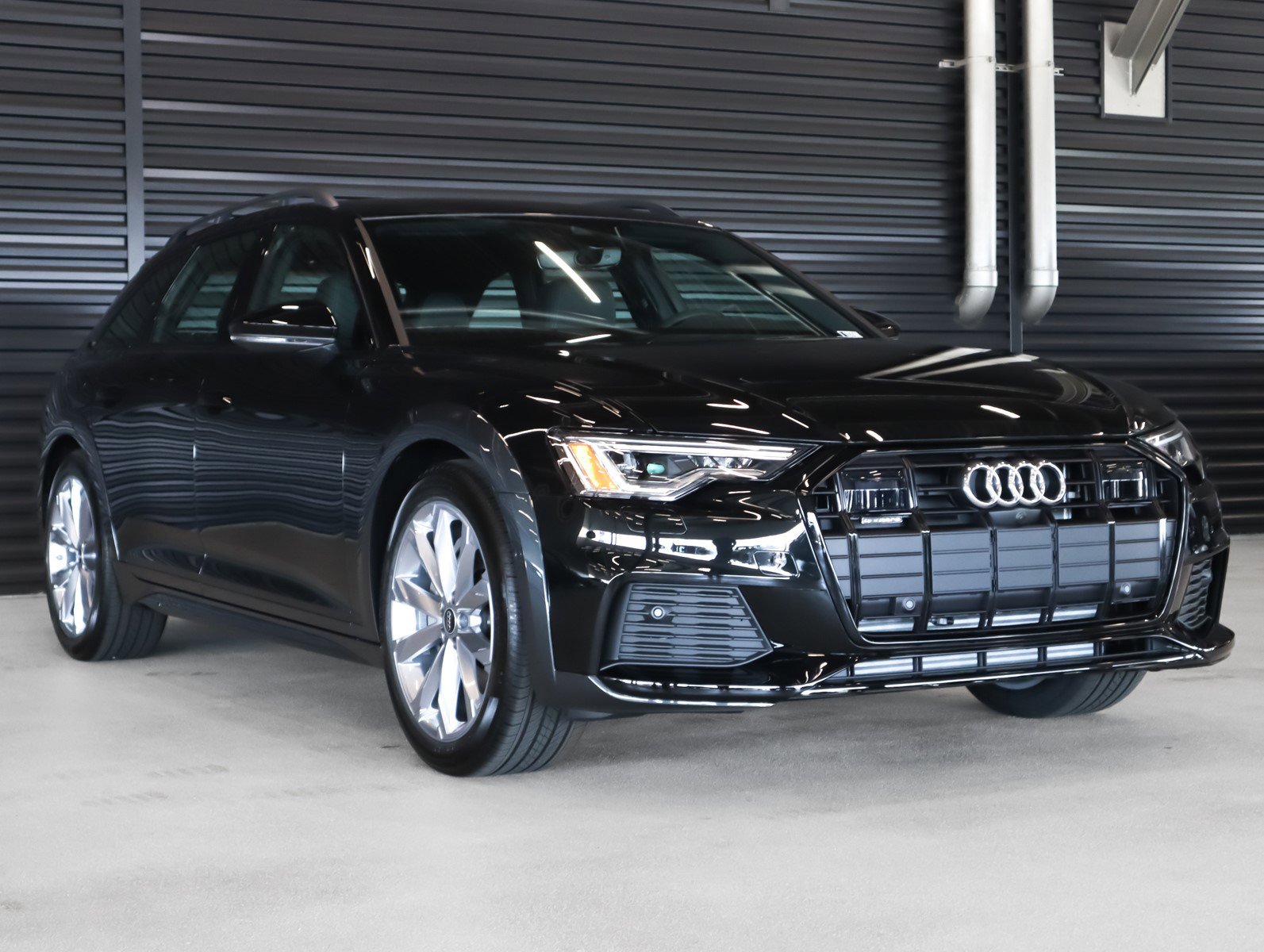 New 2025 Audi A6 Premium Plus image 13