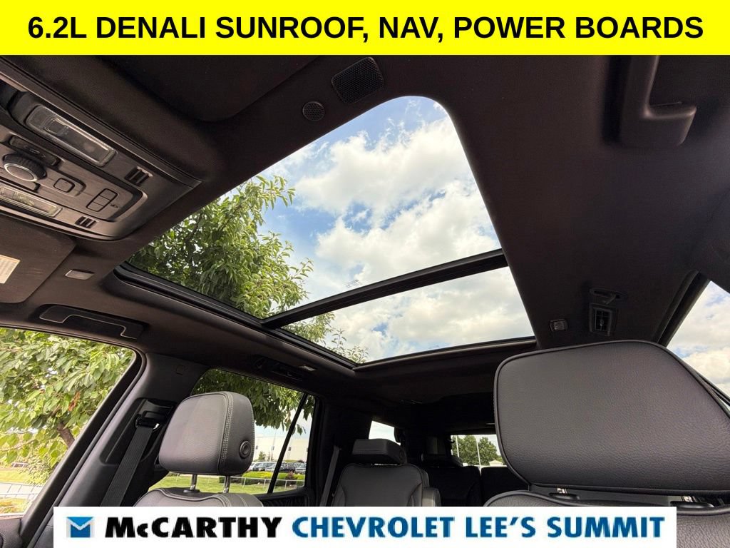 Used 2022 GMC Yukon Denali AWD/4WD image 6