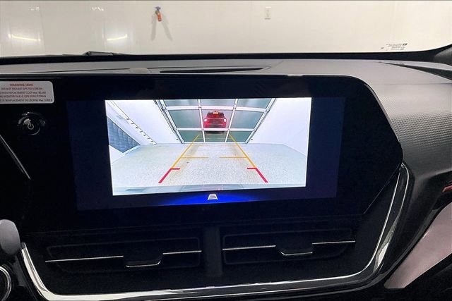 Used 2025 Chevrolet Trax RS w/ Sunroof Package image 14