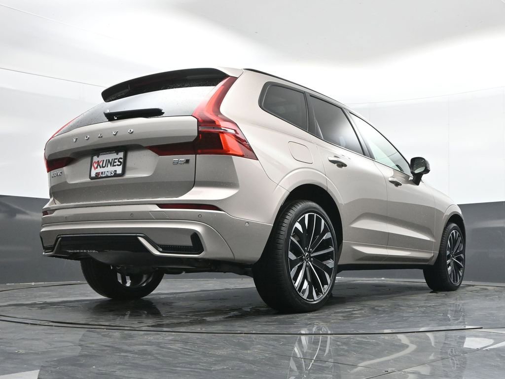 New 2026 Volvo XC60 B5 Ultra w/ Protection Package Premier image 39