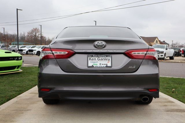 Used 2018 Toyota Camry XLE image 28