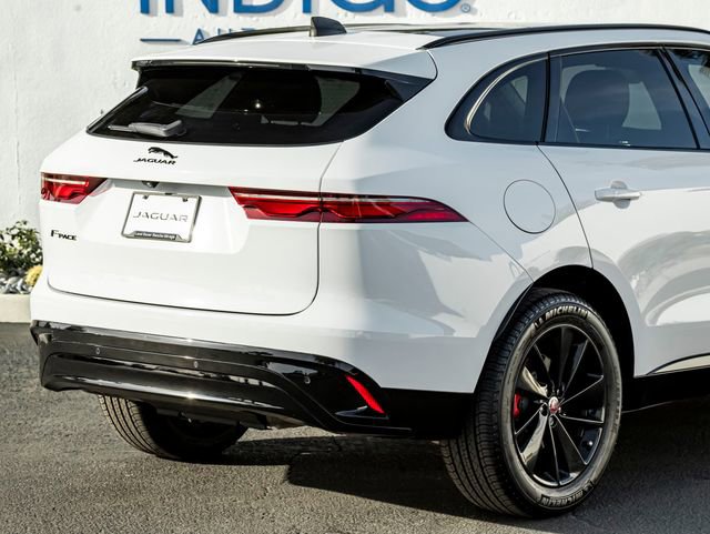 Used 2022 Jaguar F-PACE S image 7