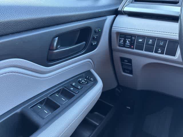 Used 2019 Honda Odyssey EX-L image 40