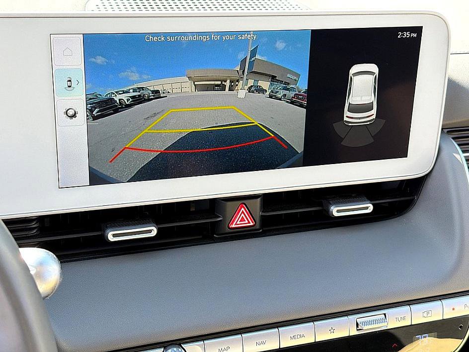 Used 2023 Hyundai Ioniq 5 SE image 12