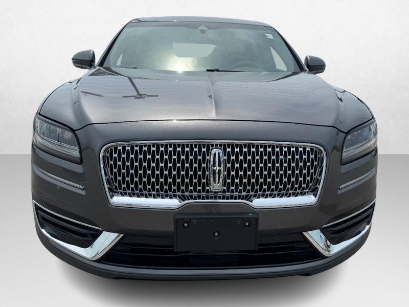 Used 2019 Lincoln Nautilus FWD image 2