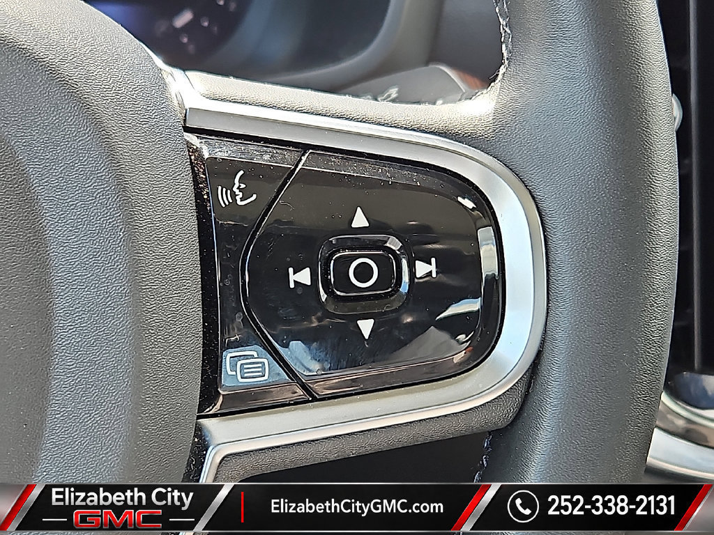 Used 2024 Volvo S60 B5 Plus AWD/4WD image 24