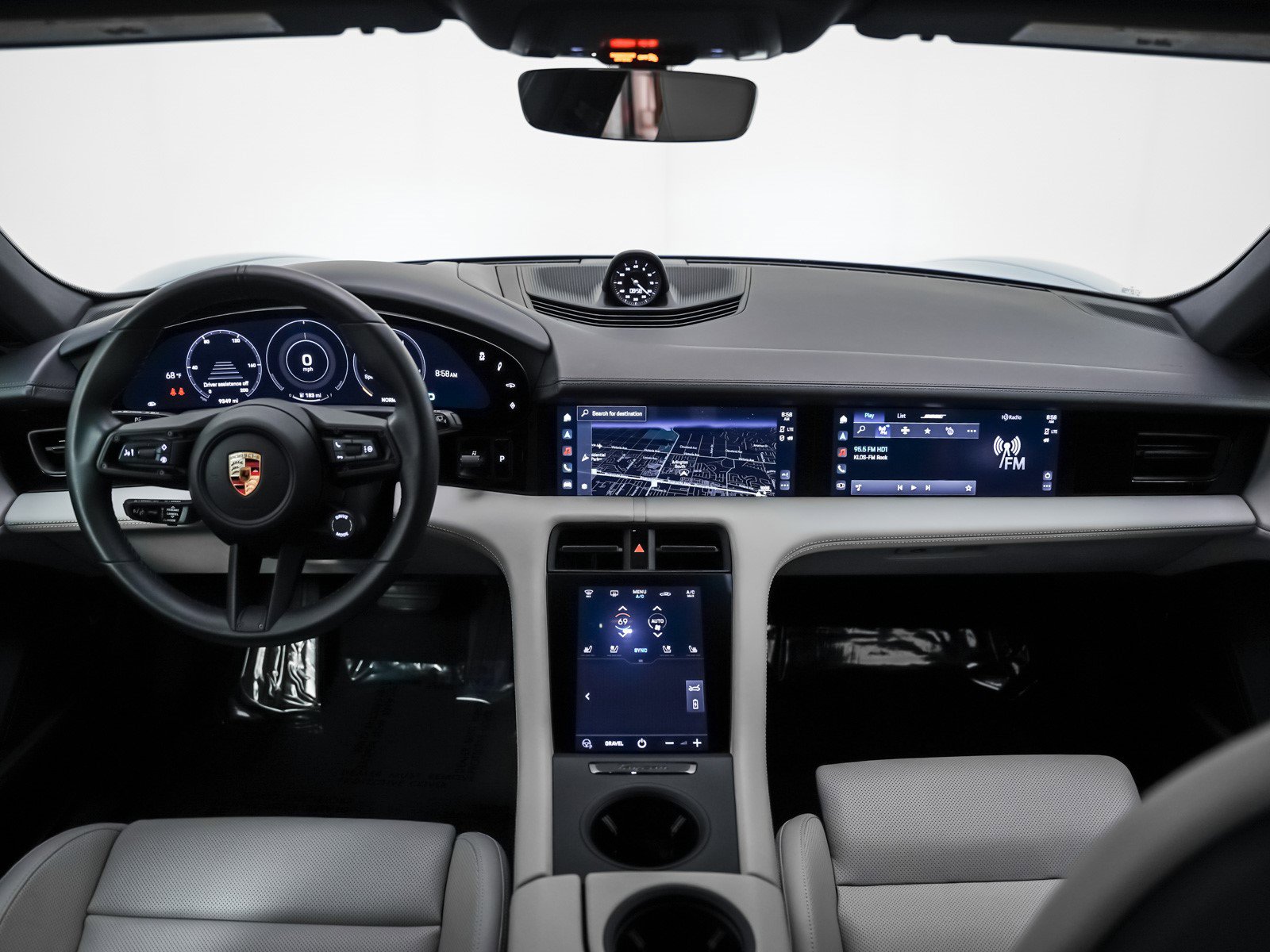 Used 2024 Porsche Taycan 4S w/ Premium Package image 14