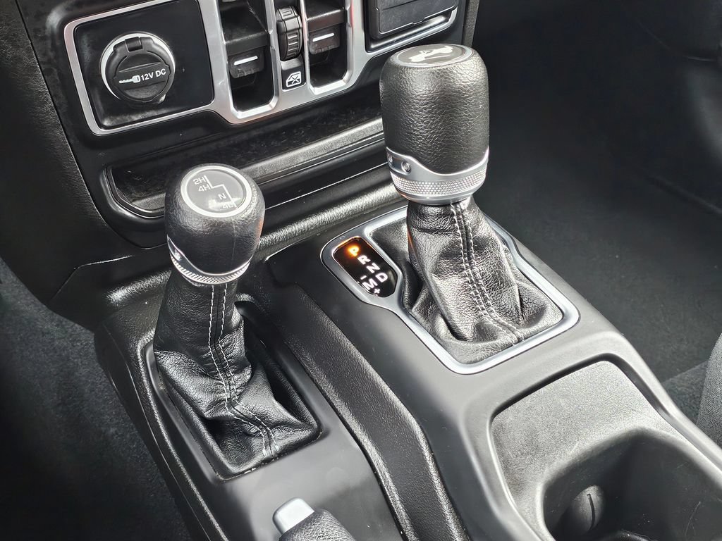 Used 2024 Jeep Wrangler Unlimited Sport AWD/4WD image 27