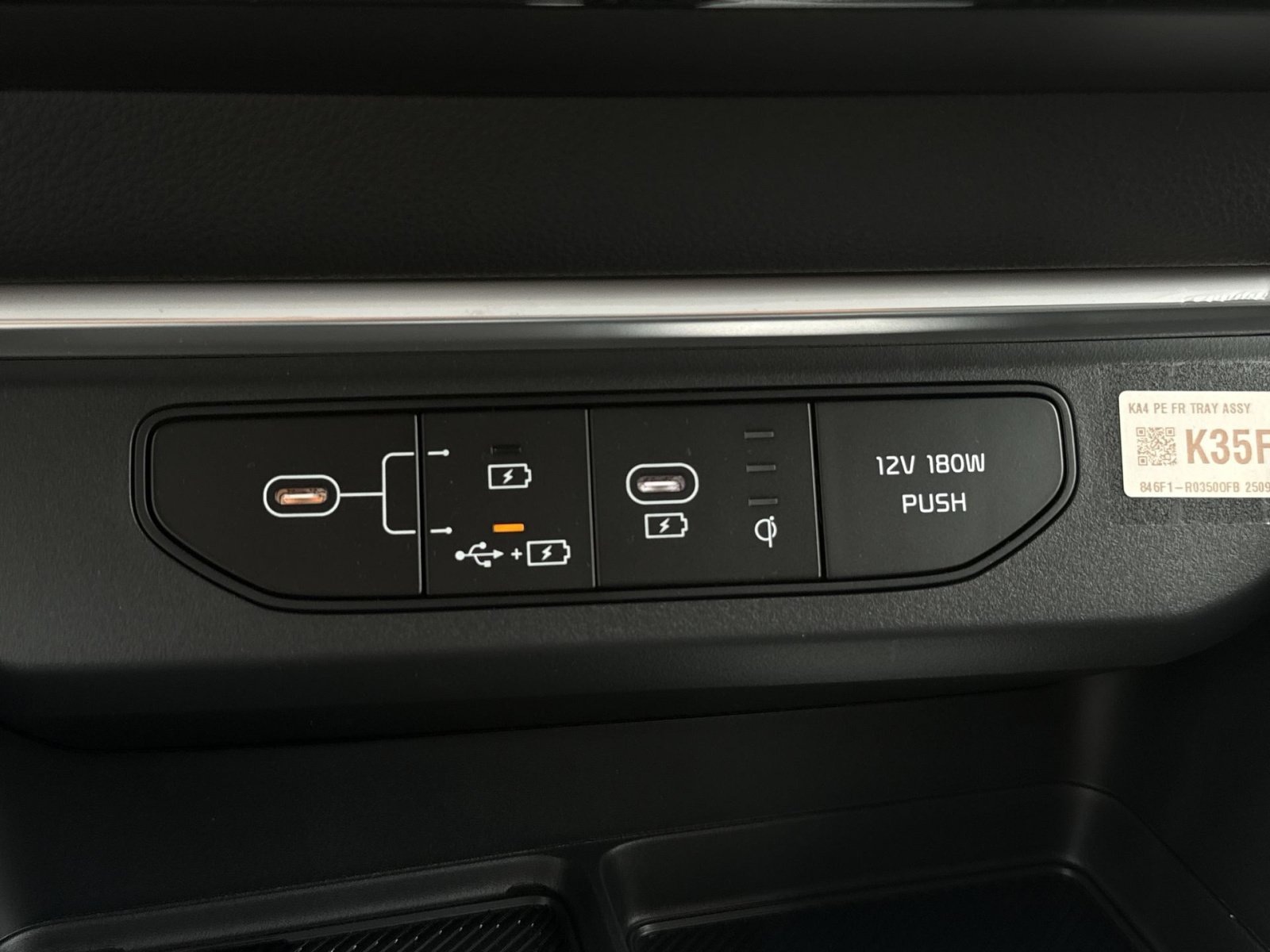 New 2026 Kia Carnival SX Prestige FWD image 28