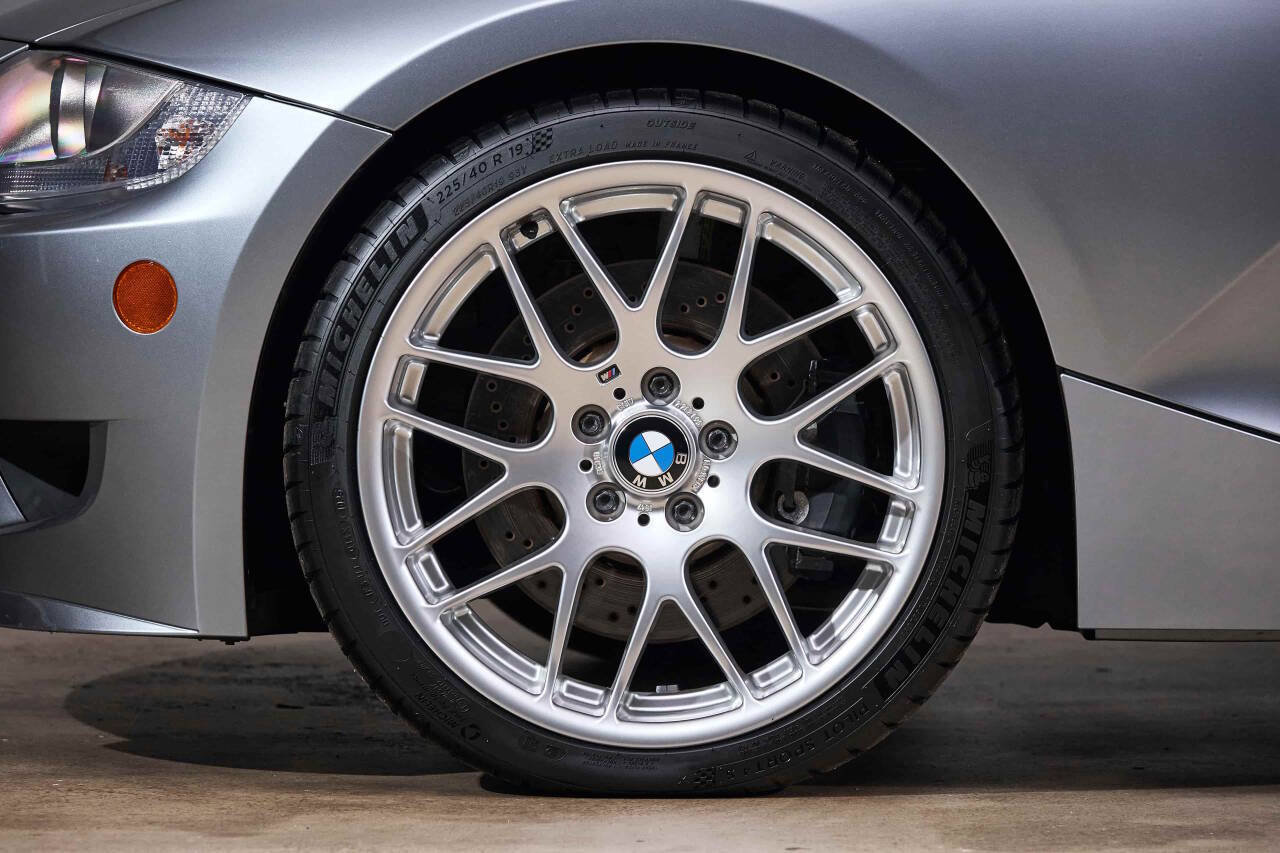 Used 2006 BMW M Roadster Base 2dr Convertible image 42