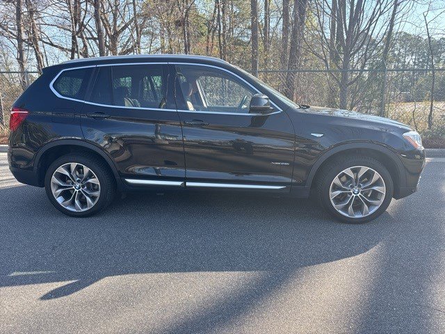 Used 2017 BMW X3 xDrive28i image 4