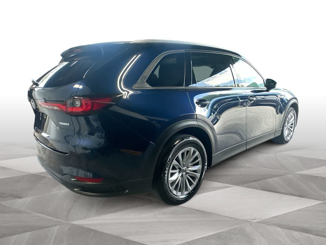Used 2025 MAZDA CX-90 3.3 Turbo w/ Preferred Package AWD/4WD image 8