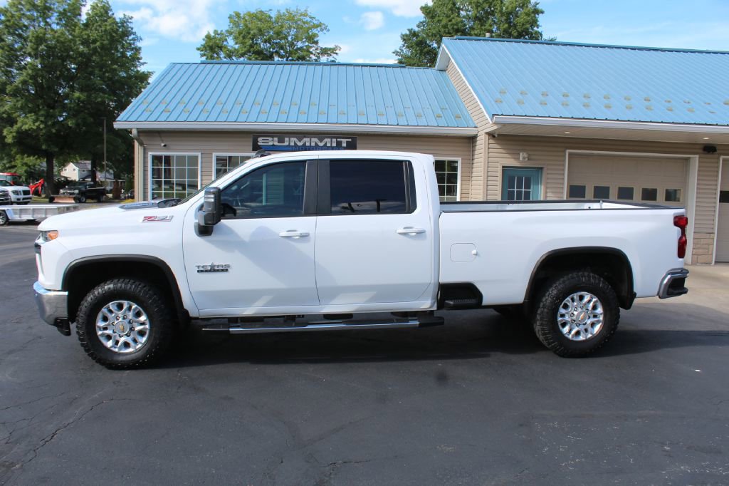Used 2021 Chevrolet Silverado 3500 LT w/ Texas Edition image 2