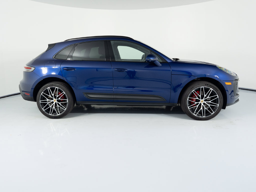 Certified 2026 Porsche Macan S AWD/4WD image 11